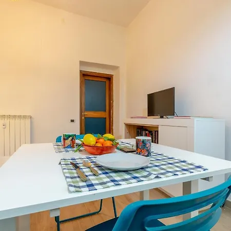 De Paolo Apartman *